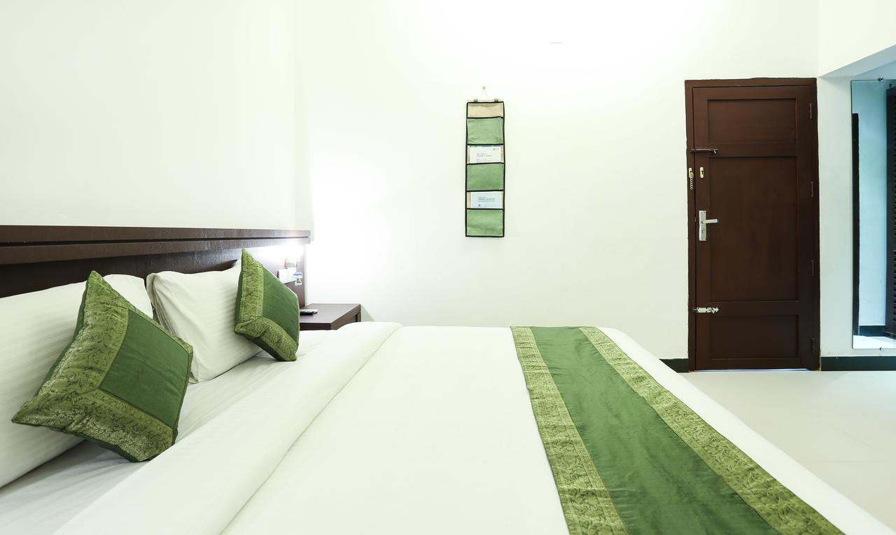 Treebo Trend Al Saj Convention Centre Kazhakuttam 外观 照片